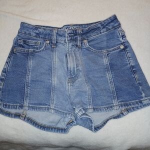 Size 3 high shortie shorts by Arizona jeans s company